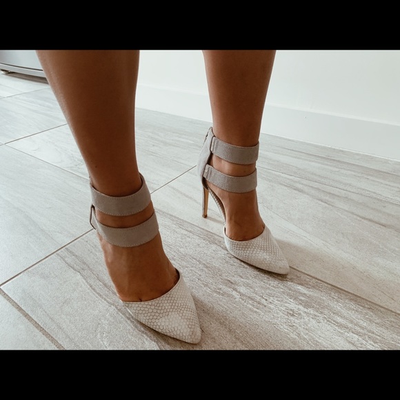 Steve Madden heels - Picture 2 of 3